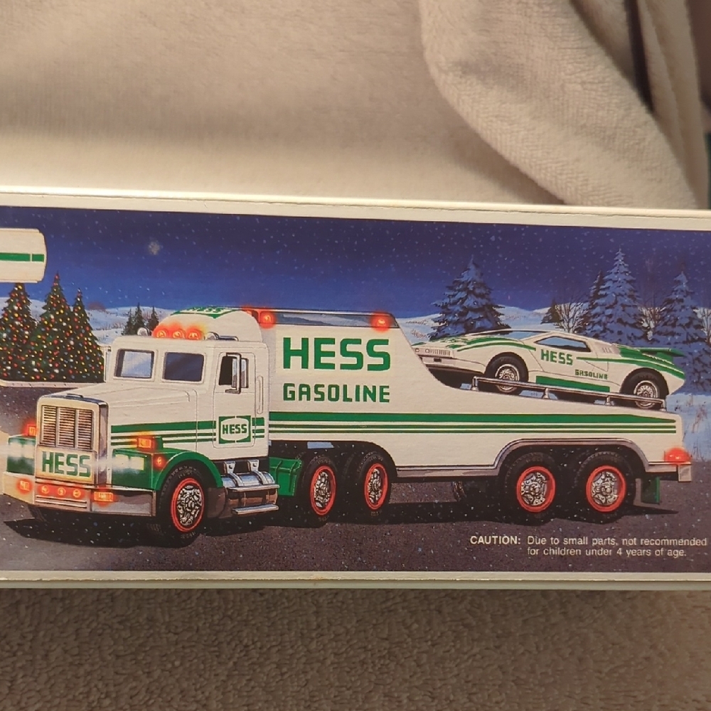 Hess  1991 Toy Truck and Racer  Set - Green and White - Picture 6 of 7